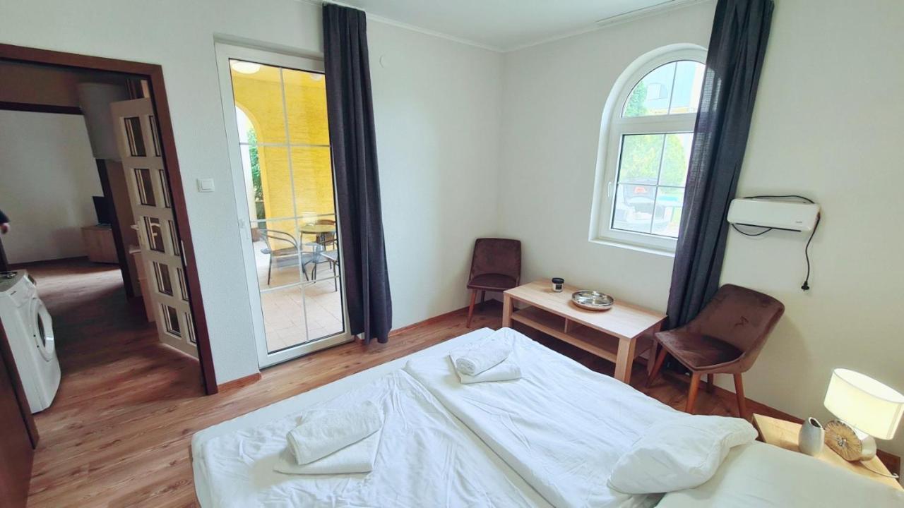 Blathy Apartman Siófok Extérieur photo